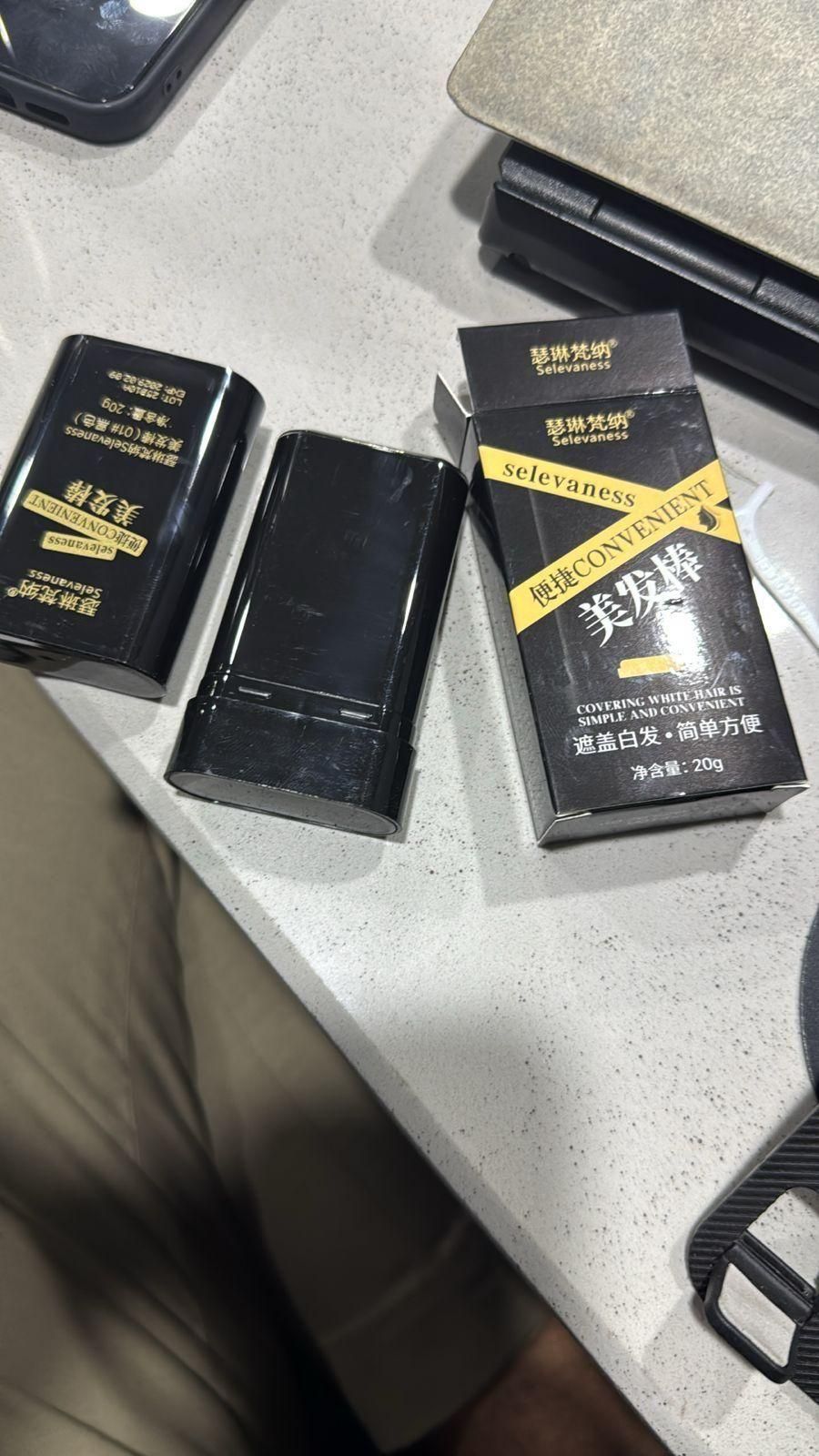 Covering White Hair is Simple and Convenient 20gm - Black (Pack of 2)